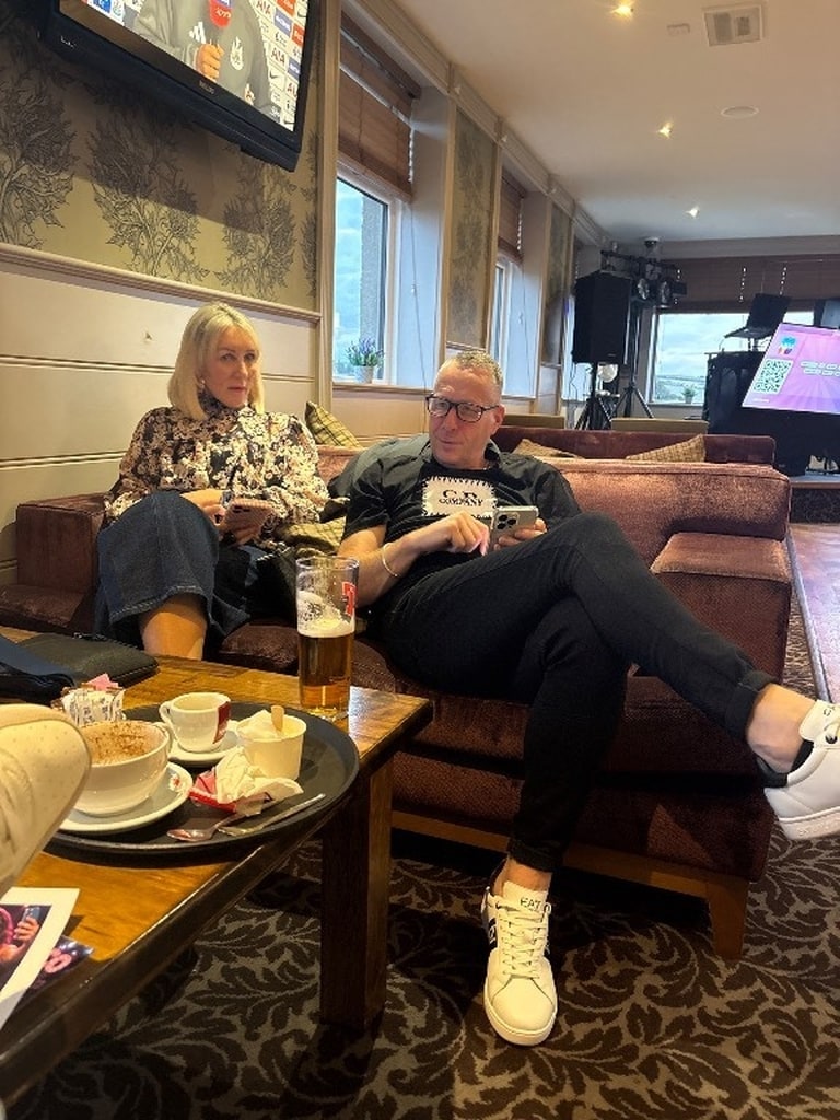 Guests relaxing before karaoke